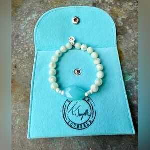 T Jazelle Limited Edition Bracelet with Large Stone Centerpiece